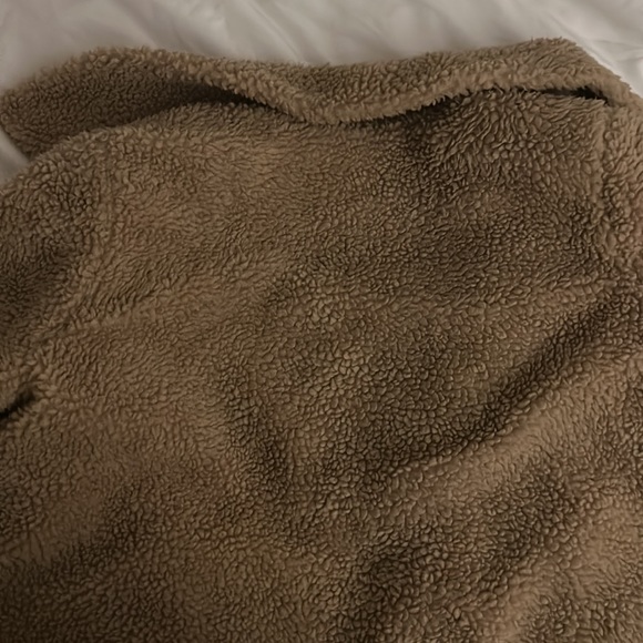 Hollister Teddy Bear Sherpa Coat Jacket Fleece Sherpa - Picture 2 of 2